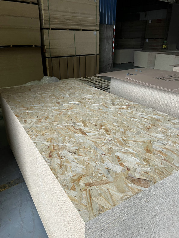 OSB定向刨花板優(yōu)于普通刨花板的方面